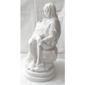 La Pieta Statue Mary Holding Jesus, White 27cm High Plaster, Made in Italy