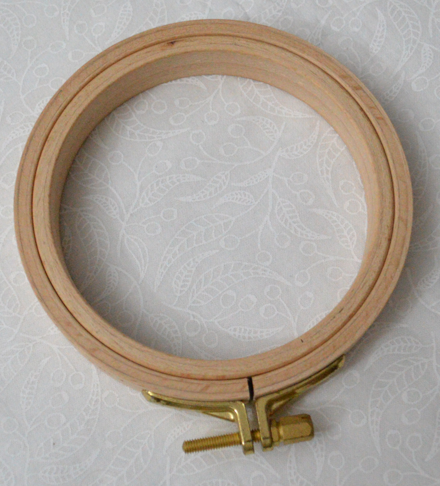 Nurge 16mm Screwed Wooden Embroidery Hoop in Brown | 9.84 | Michaels